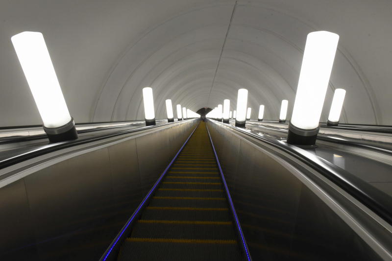 Эскалаторы на станции метро «Охотный Ряд» отремонтировали